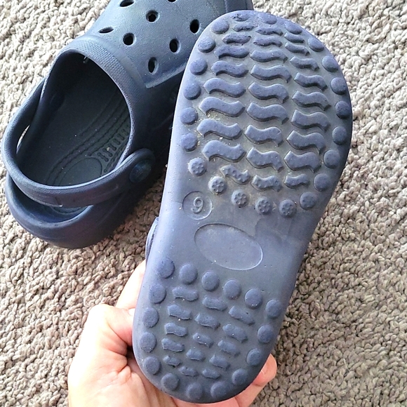 Like crocs 🌿 - Picture 3 of 3